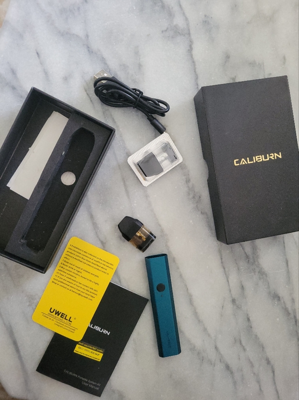 Caliburn Blue Pen Charger And Fresh Cart - Picture 2 of 6